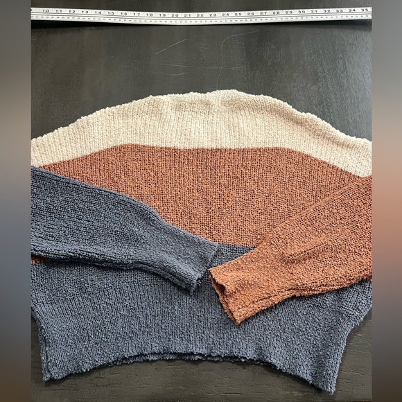 DEBUT cropped Sweater Large Color Blocked Neutral Pullover Casual - Picture 8 of 9